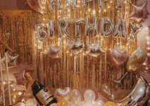 Mẫu phụ kiện trang trí sinh nhật cho bạn gái