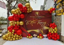 Top 4 mẫu trang trí khai trương hot nhất 2025