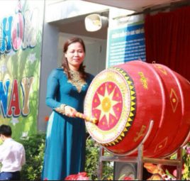 Ý Tưởng Trang Trí Trống Khai Giảng Đẹp