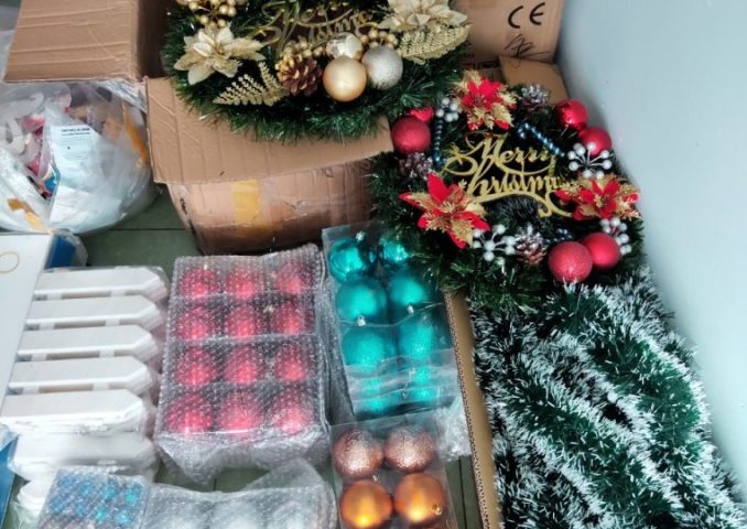 vòng-nguyệt-quế-trang-trí-giáng-sinh-2-768x1024