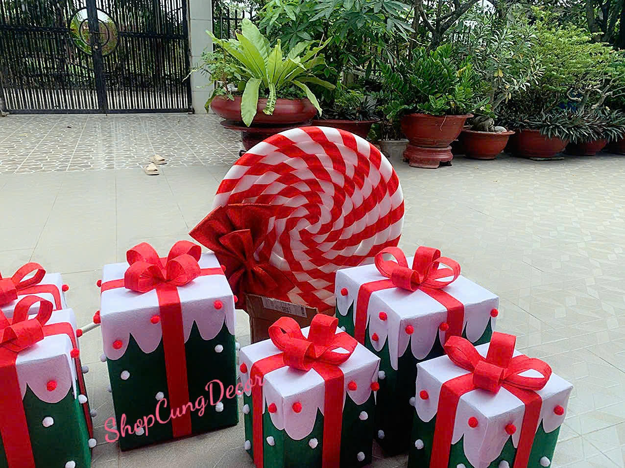 Top 20 phụ kiện trang trí noel quán cafe HOT nhất 07